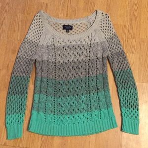 🚨2 for $6🚨American Eagle sweater